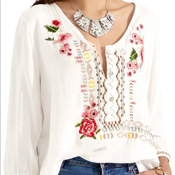 Beautiful Bohemian light weight top - Picture 2 of 6